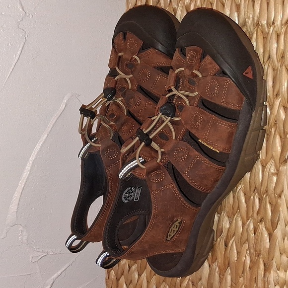 ✨KEEN Newport Leather Hiking Camping Outdoor Sandals 13